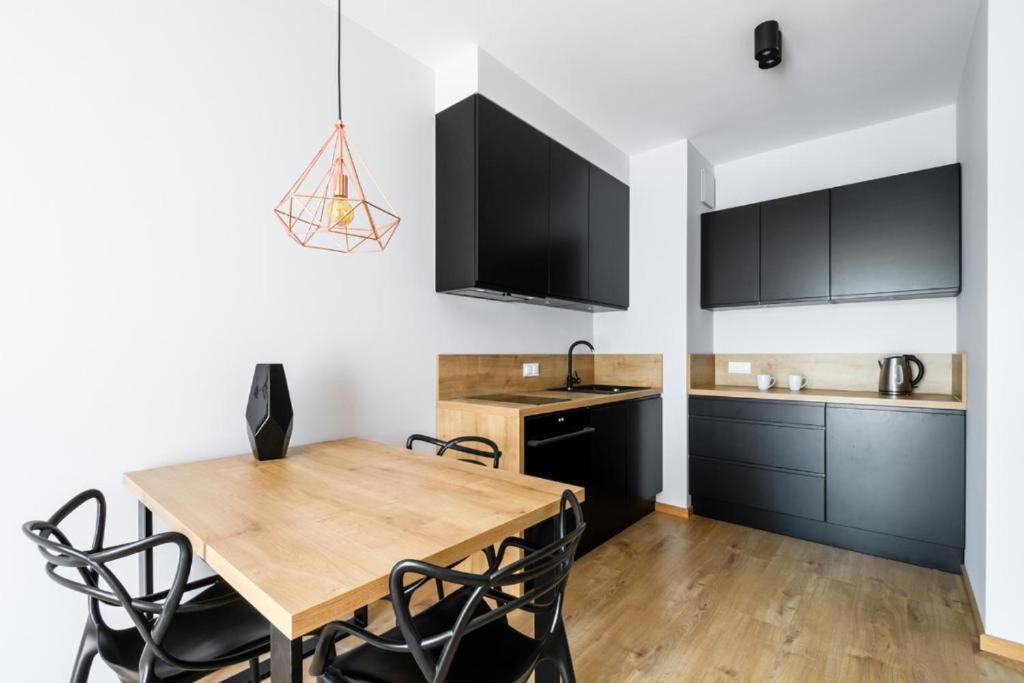 ורשה Platinum Towers Apartments מראה חיצוני תמונה